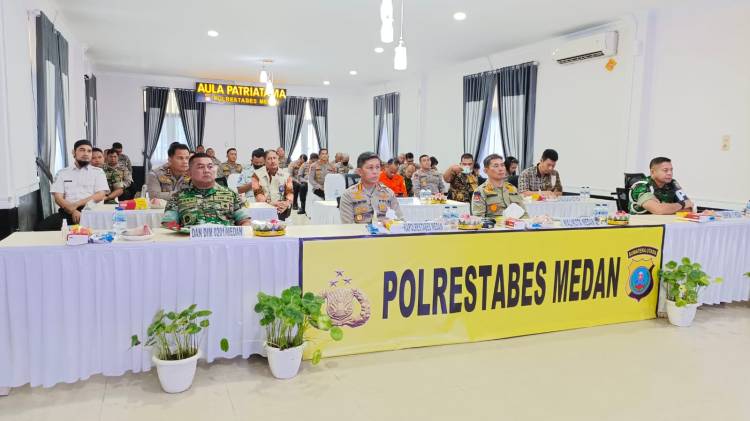 Direktur Tindak Pidana Narkoba Bareskrim Polri Beri Arahan dan Zoom Meeting di Polrestabes Medan 