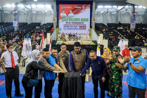Ribuan Pelajar Antusias Ikuti Open Turnament Karate Pelajar Championship Sister City Cup I 2022