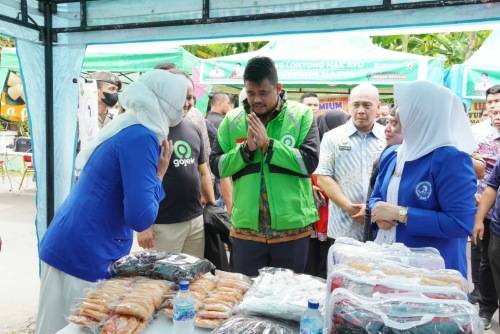 Digitalisasi Positif Dukung UMKM Naik Kelas
