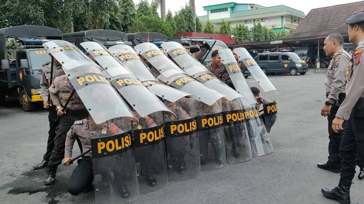 Polrestabes Medan Gelar Latihan Pengendalian Massa