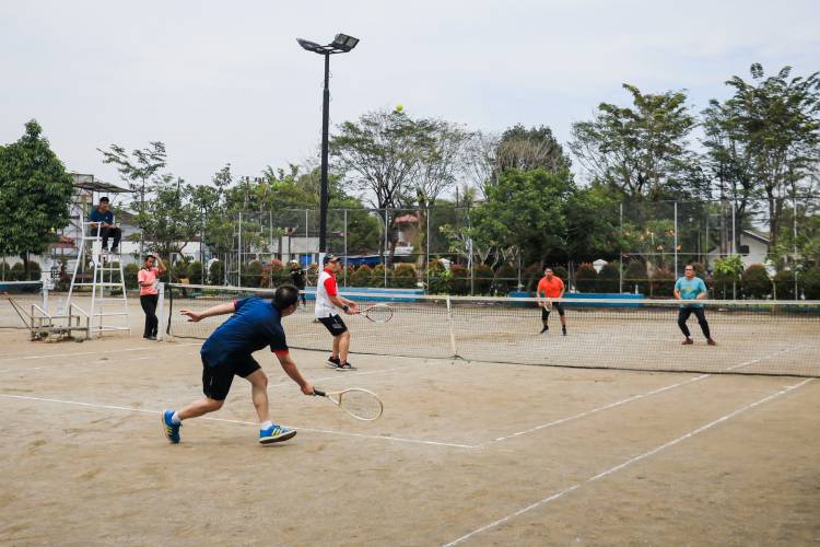 Turnamen Tenis Lapangan Meriahkan Peringatan HUT ke-52 Korpri di Kota Medan