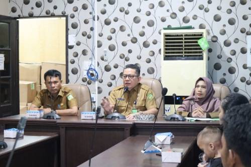 Walikota Medan Serahkan Bansos untuk Korban Kebakaran