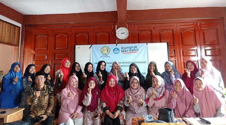 Transformasi Digital, Guru Berlatih Desain Media Pembelajaran Gunakan Aplikasi Canva