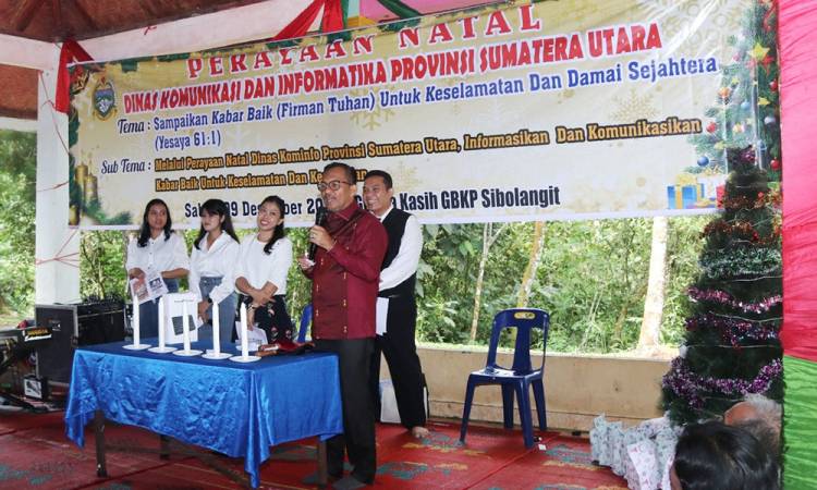 Hadiri Perayaan Natal Dinas Kominfo Sumut, Pj Gubernur Sumut: Momen Perkuat Ikatan Persaudaraan