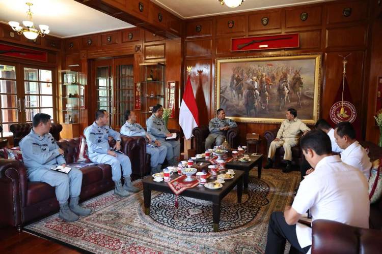 Bakamla RI dan Kementerian Pertahanan Bahas Penguatan Maritim