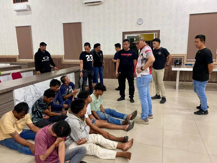 Pemuda Antar Gang Terlibat Tawuran di Belawan