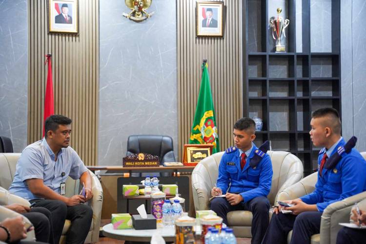Walikota Medan Sampaikan Seni Kepemimpinan kepada 17 Siswa SMA Taruna Nusantara Medan