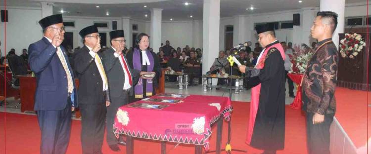  Bupati Nias Hadiri Pengucapan Sumpah/Janji Pimpinan DPRD