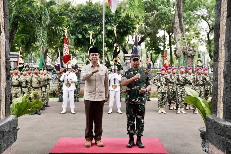 Panglima TNI Terima Audiensi Menteri Transmigrasi RI