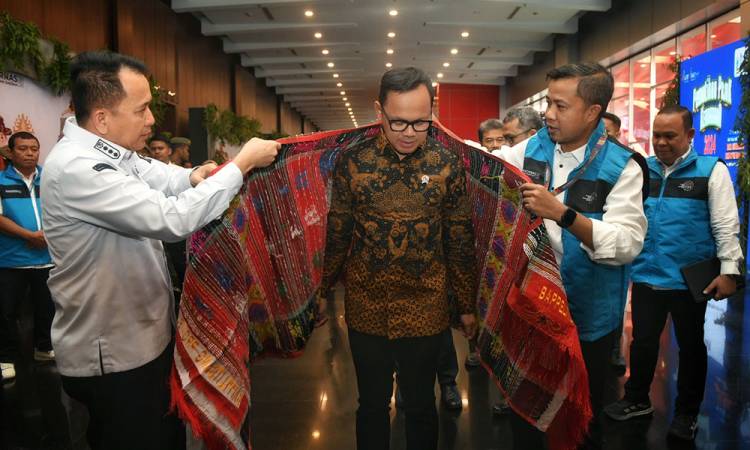 Hadiri Rakornas Perencanaan Pembangunan Daerah 2024, Pj Gubernur Sumut Tekankan Keselarasan Pembangunan Daerah dan Pusat