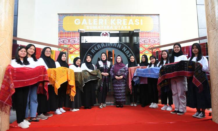 Pelatihan Tenun Dekranasda Berakhir, Tyas Fatoni Bersyukur Sumut Miliki 100 Penenun Baru