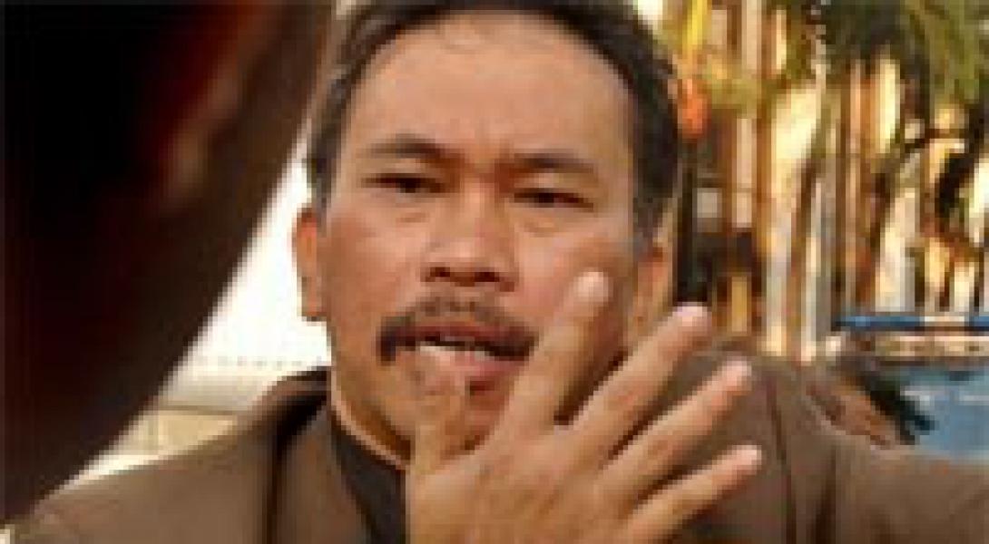 KPK Periksa Bupati Tapteng Bonaran Situmeang Besok