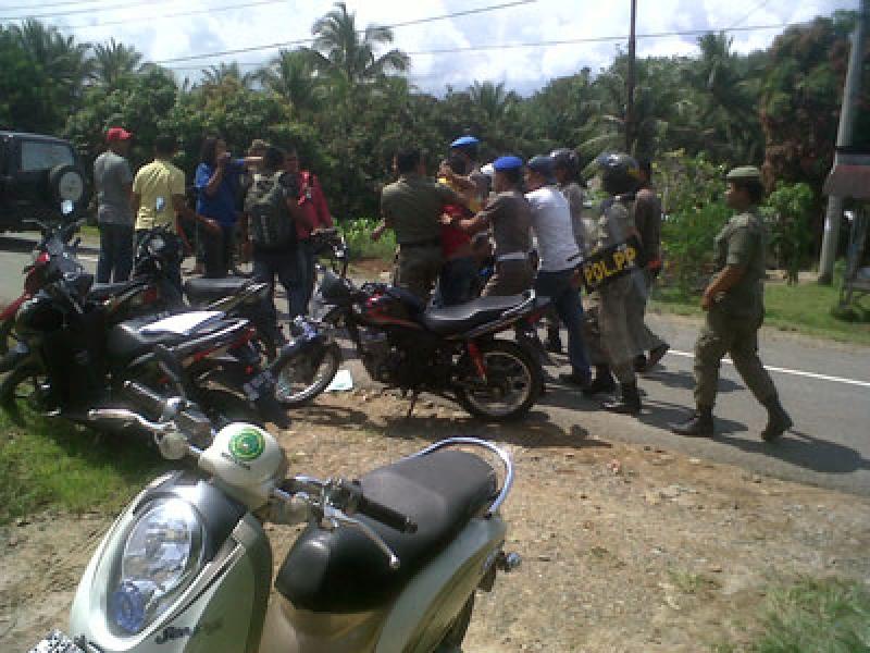 Demo Mahasiswa Dihadang Preman dan Satpol PP di Panyabungan