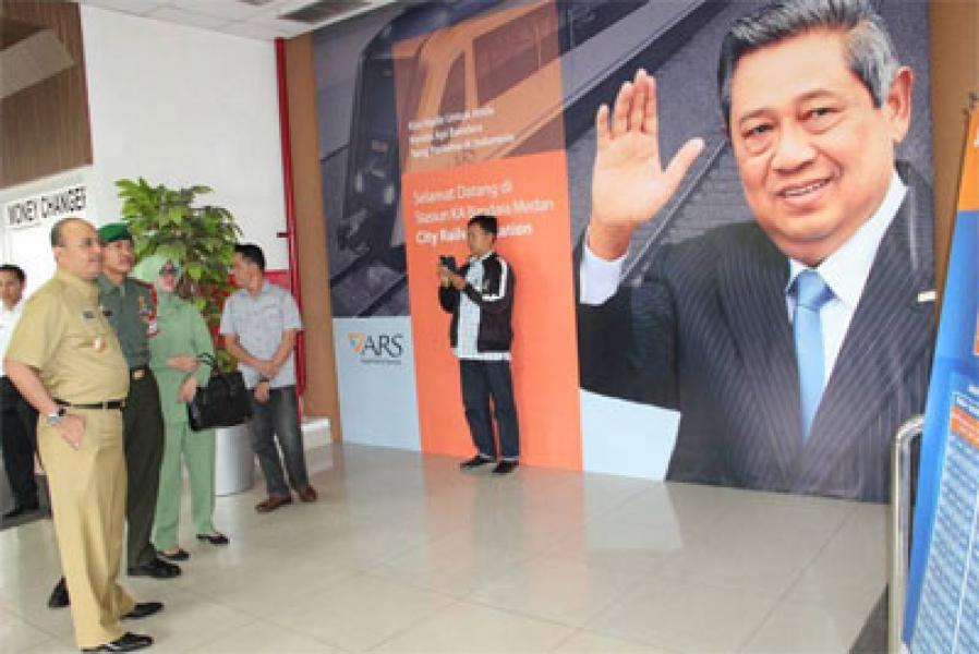 Jelang Kedatangan SBY, Plt Walikota Tinjau Stasiun Kereta Api Medan