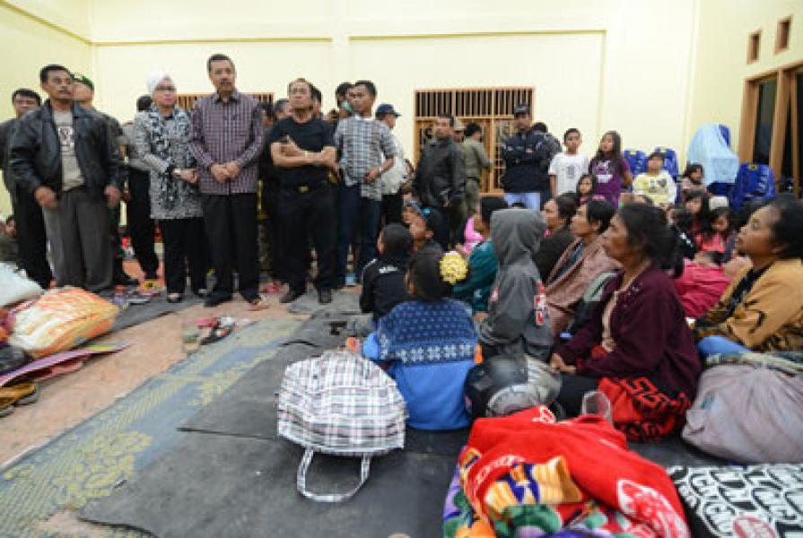 Pemprov Sumut Rencanakan Relokasi Pengungsi Sinabung