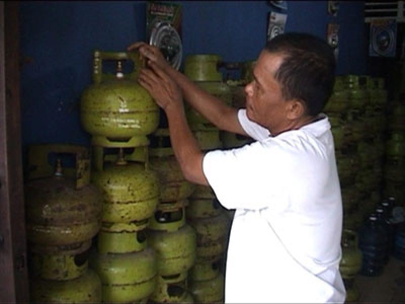 Gas 12 Kg Naik, Warga Medan Beralih ke Gas 3 Kg