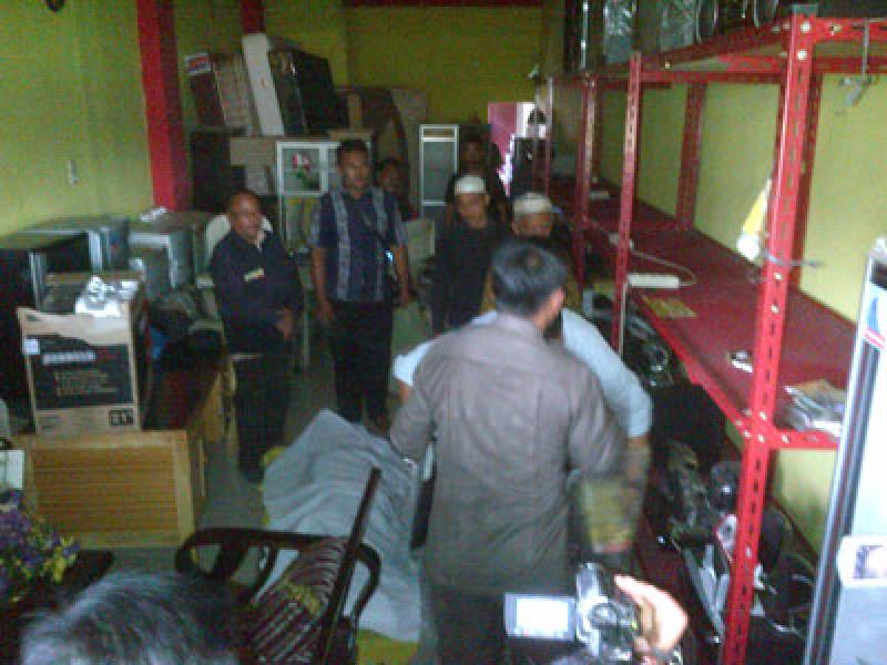 Penjaga Toko Elektronik Solusi Dibunuh Perampok