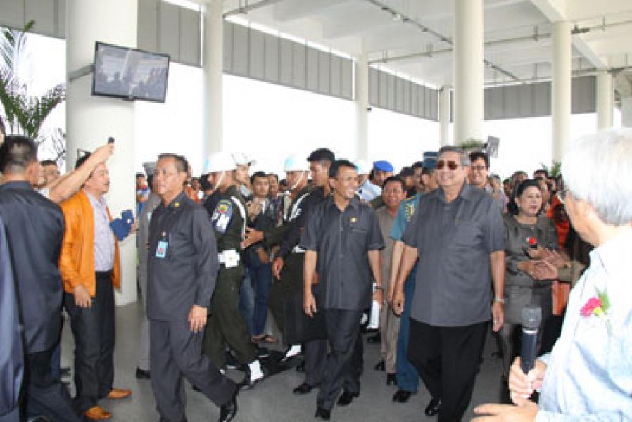 Presiden SBY Tinjau Bandara Kualanamu