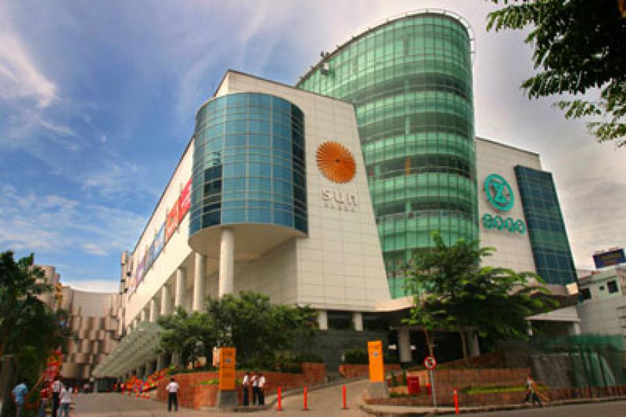 Pengaturan Penjualan Barang Tak Berlabel Halal di Sun Plaza Medan Disoal