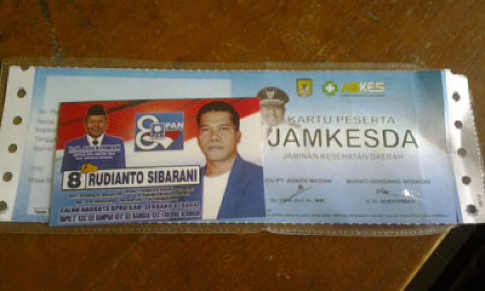 Masyarakat Sergai Temukan Kartu Jamkesda Disertai Kartu Nama Caleg