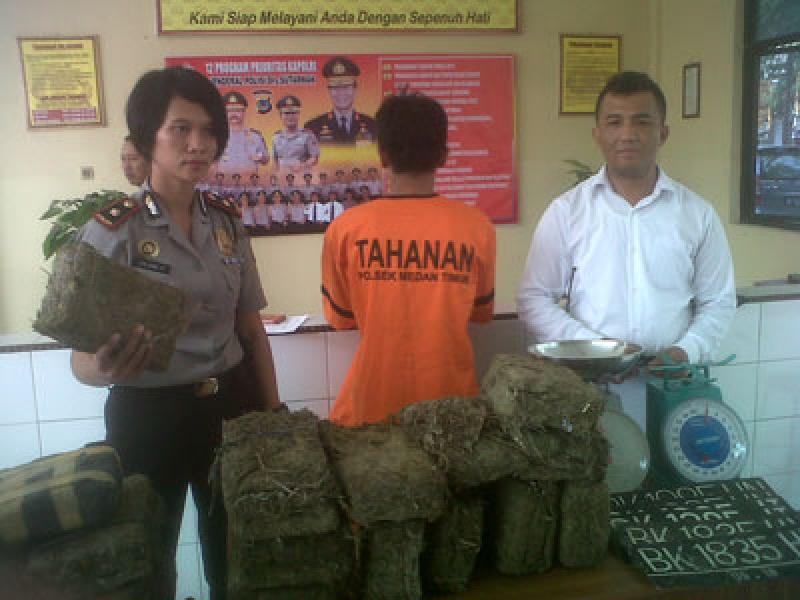 Jadi Kurir Ganja, Salihin Dibayar Rp5 Juta