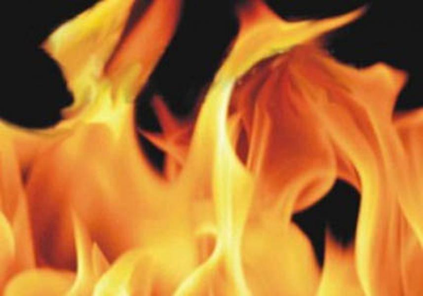 Kios Monza di Simpang Beo Lau Dendang Diduga Sengaja Dibakar