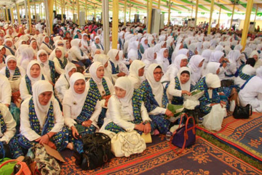 Ribuan Umat Islam Kota Medan Hadiri Peringatan Maulid Nabi