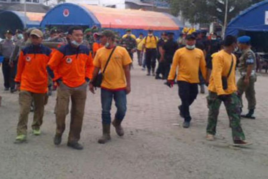 Pencarian Korban Awan Panas Sinabung Dilanjutkan