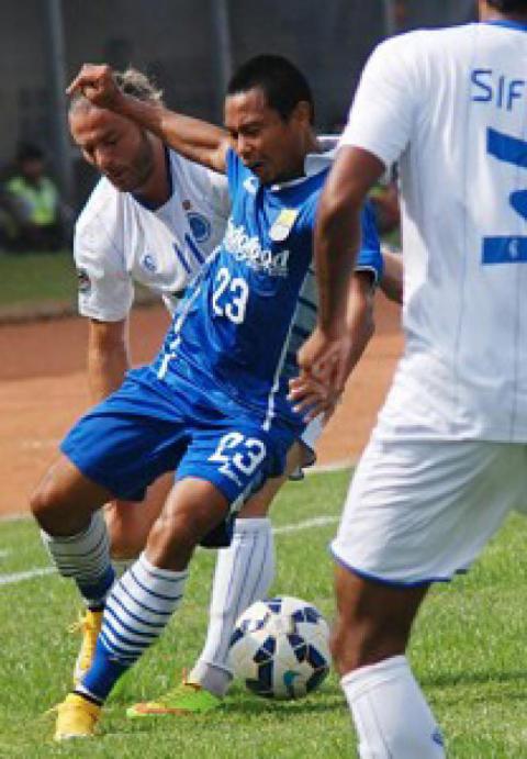 Libas New Radiant 4-1, Maung Bandung Mengaum