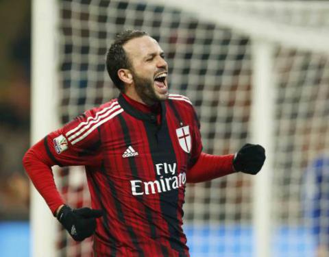 Milan Buat Cesena Bertekuk Lutut di San Siro