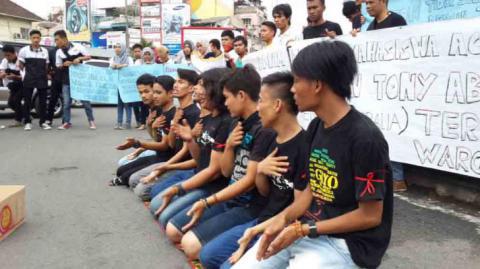 Protes PM Australia, Mahasiswa Aceh Menari Saman dan Kumpulkan Koin
