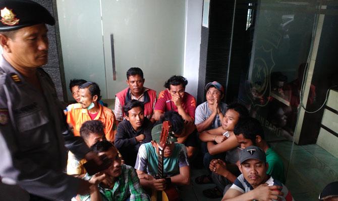 Razia Gabungan Sabhara Polresta Medan dan Polsek Medan Baru, 16 Orang Diamankan