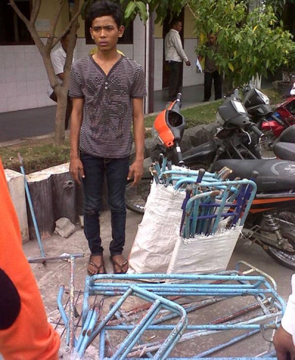 Sikat Jemuran Polisi SPN Sampali, Iqbal Gol
