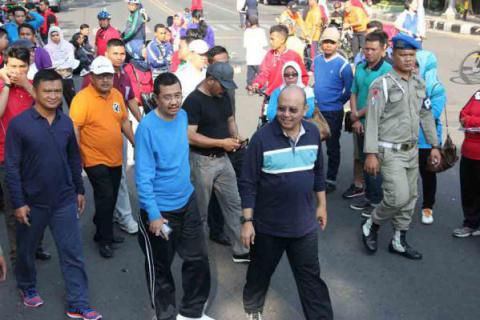 Bupati Nisel Hadiri Car Free Day di Medan