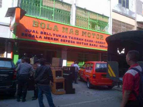 Pemilik Tempat Perakitan Mesin Jackpot Terancam UU Perdagangan