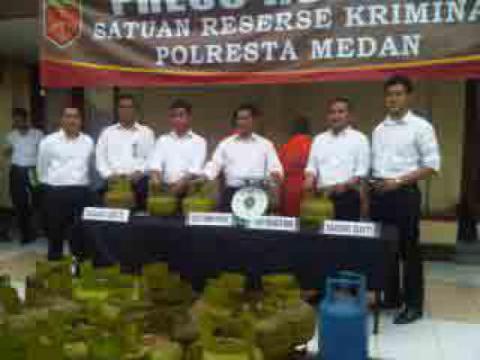 Polisi Medan Gulung Pengoplos Gas Bersubsidi