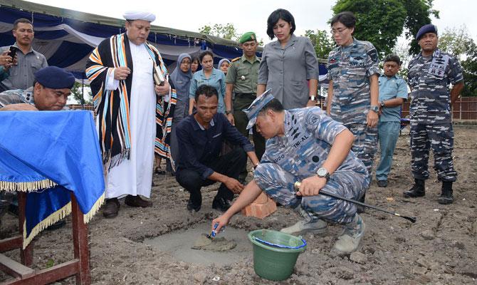 Danlantamal I Letakkan Batu Pertama Pembangunan Gedung Sekolah Yayasan Hang Tuah