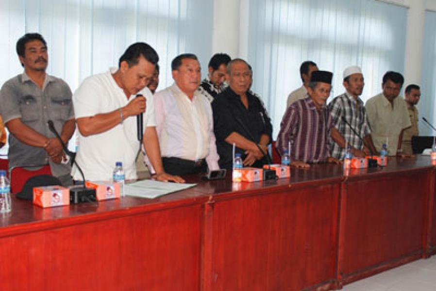 Masyarakat & Muspida Madina Deklarasi Penyelesaian Sengketa Dengan PT SM