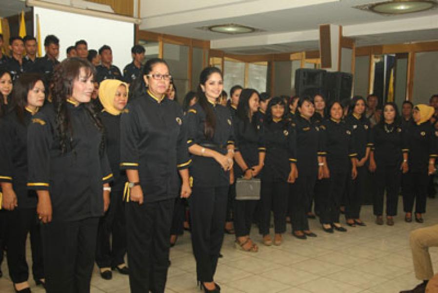 Pengurus LKBH, Kartini & Satpel AMPI Medan Dilantik