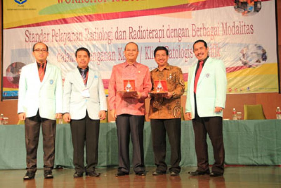 Banyak Warga Indonesia Berobat ke Luar Negeri