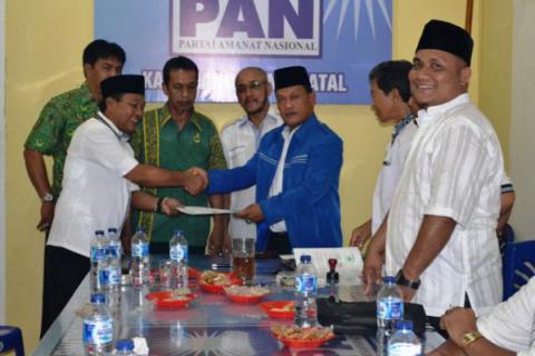Calon Bupati Madina Saparuddin Haji Mendaftar ke PAN & PBB