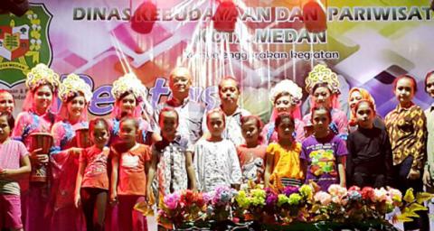 Hujan, Pentas Kreatifitas Seni dan Budaya Disbudpar Medan Ramai Pengunjung