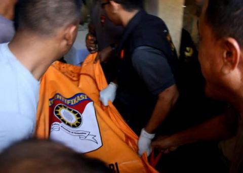 Jenazah Briptu Sigiro dan Brigadir Dedi Diautopsi