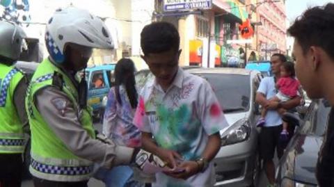 Konvoi Usai UN, Puluhan Kereta dan Motor Ditilang di Medan