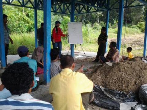 SRI & BPGC Bimbing Petani Kopi di Madina