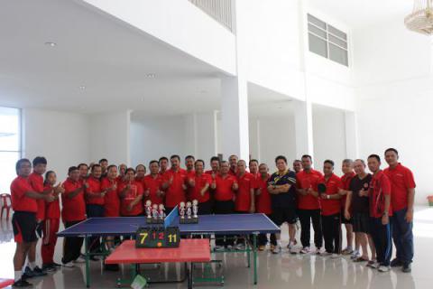 Tengku Erry Juara II Tenis Meja Eksekutif