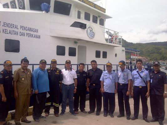 Awasi Pukat Trawl, Tiga Kapal Pengawas Disiagakan di Pantai Barat Sumatera 