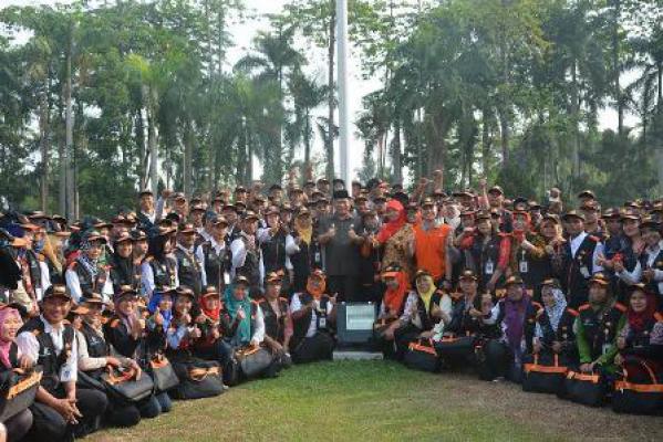 Bupati Lepas Petugas Sensus Ekonomi 2016