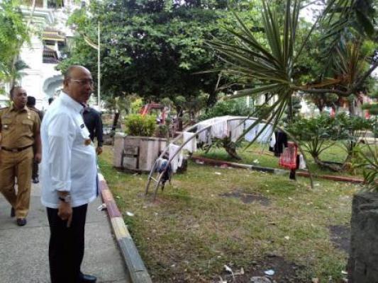 Eldin Marahi Kepala Dinas Pertamanan Medan