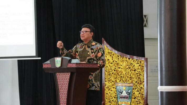 Gunakan Narkoba dan Korupsi, Mendagri Akan Berhentikan Kepala Daerah